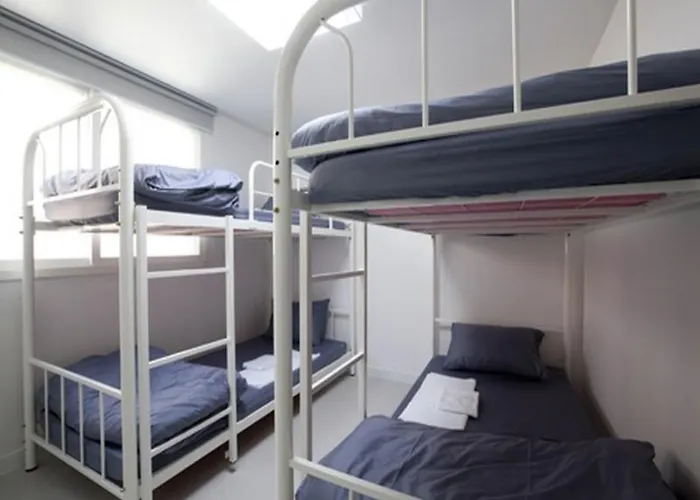 Neo Hostel