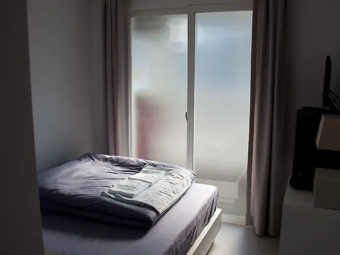 Hostel Neo *
