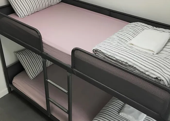 Neo Hostel